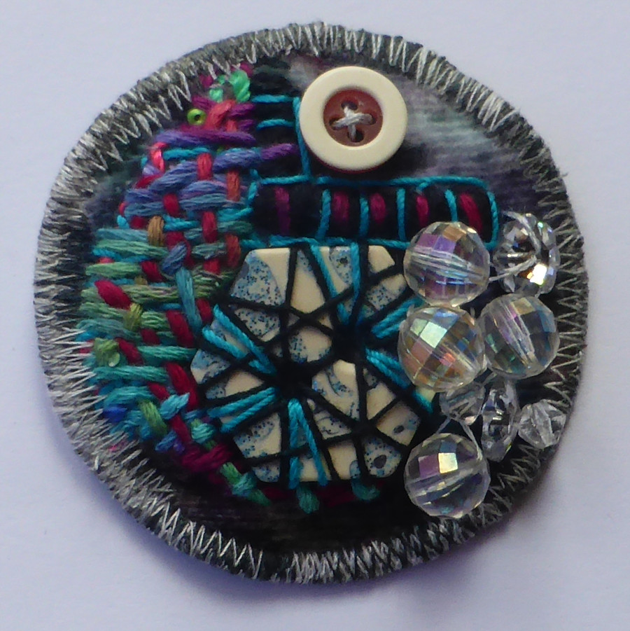 15/04/20 Brooch 2 of 25